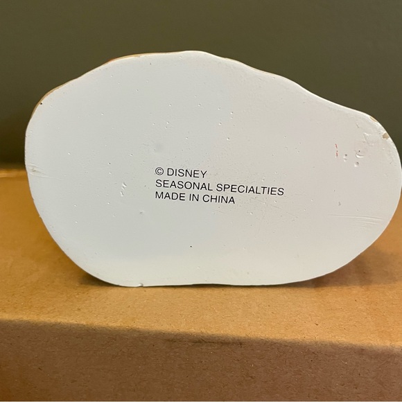 Disney Seasonal Collectibles Tigger and Piglet Snow Globe - Multicolor - Picture 6 of 9